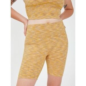 Outdoor Voices Flow Freeform in Sunset Heathered Yellow Patterned 6” Bike Shorts
